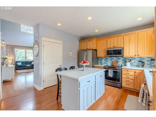 $565,000 | 1861 Northwest Wonderview Avenue, Gresham, OR 97030