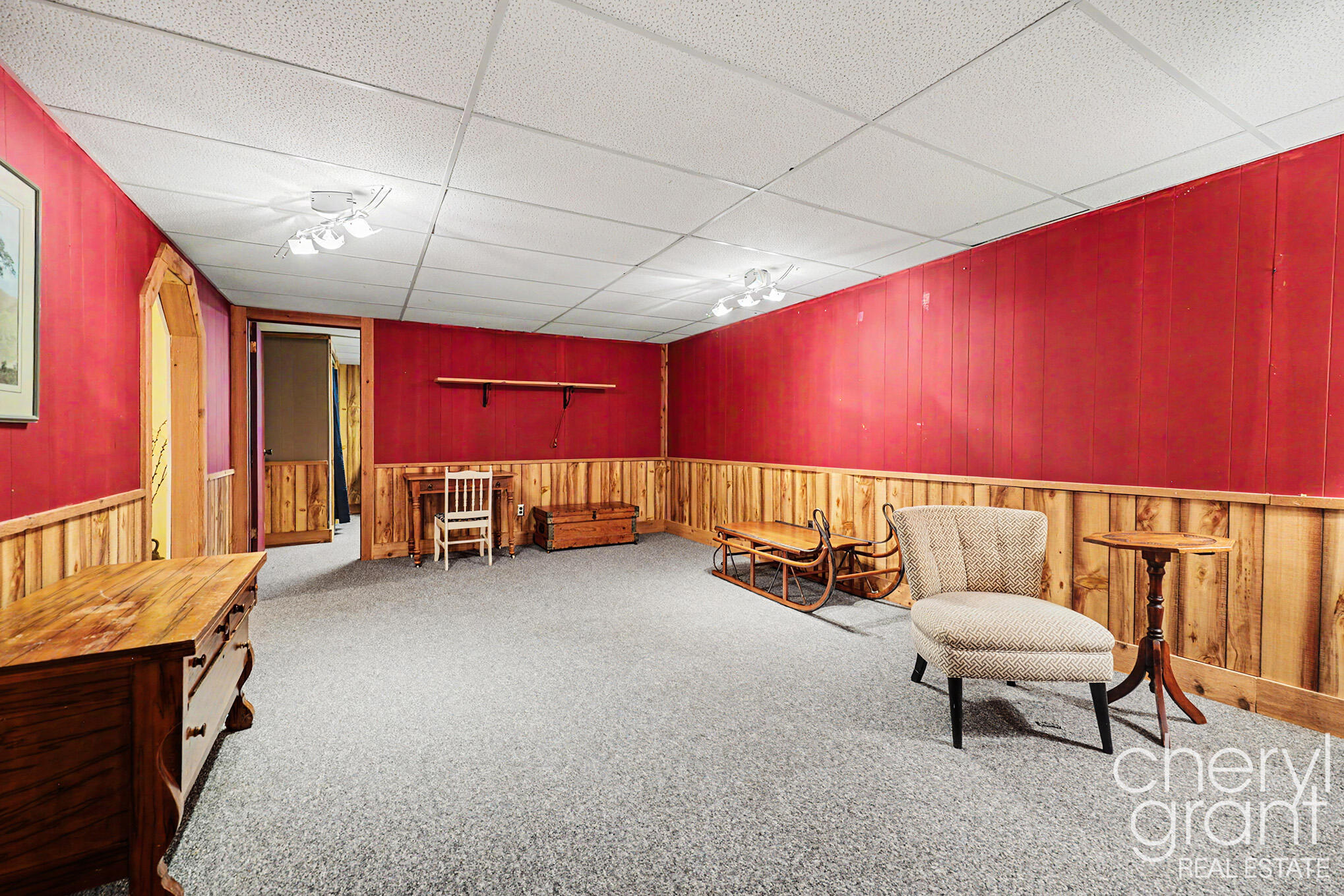 15888 Vinecrest Street Spring Lake, MI 49456 - Photo 20 of 39 Family Room
