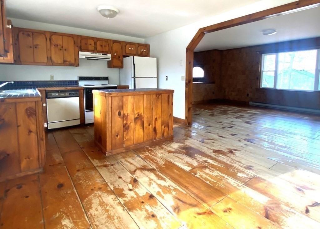 10 Stone Road Orange, MA 01364 - Photo 5 of 16