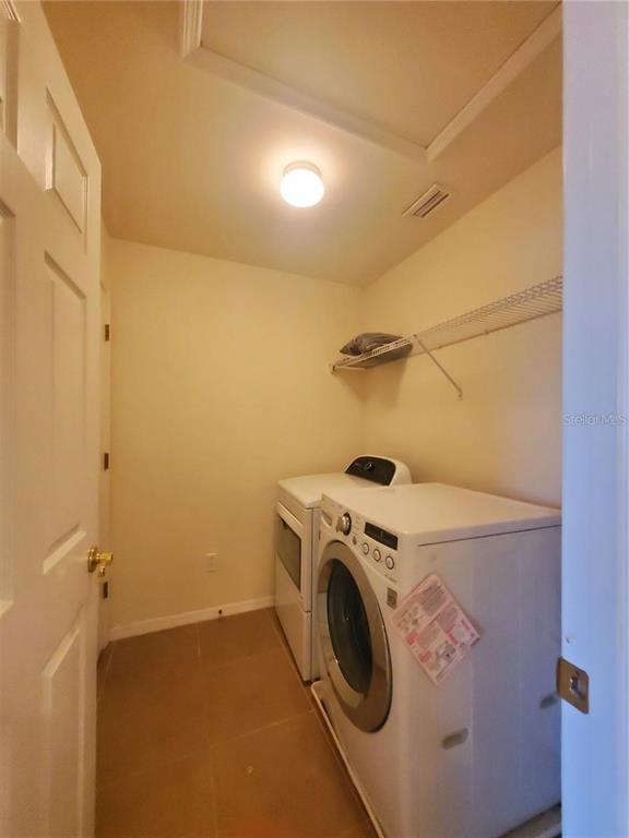 1561 Northwest 29 Road, Unit 228 Gainesville, FL 32605 - Photo 22 of 31
