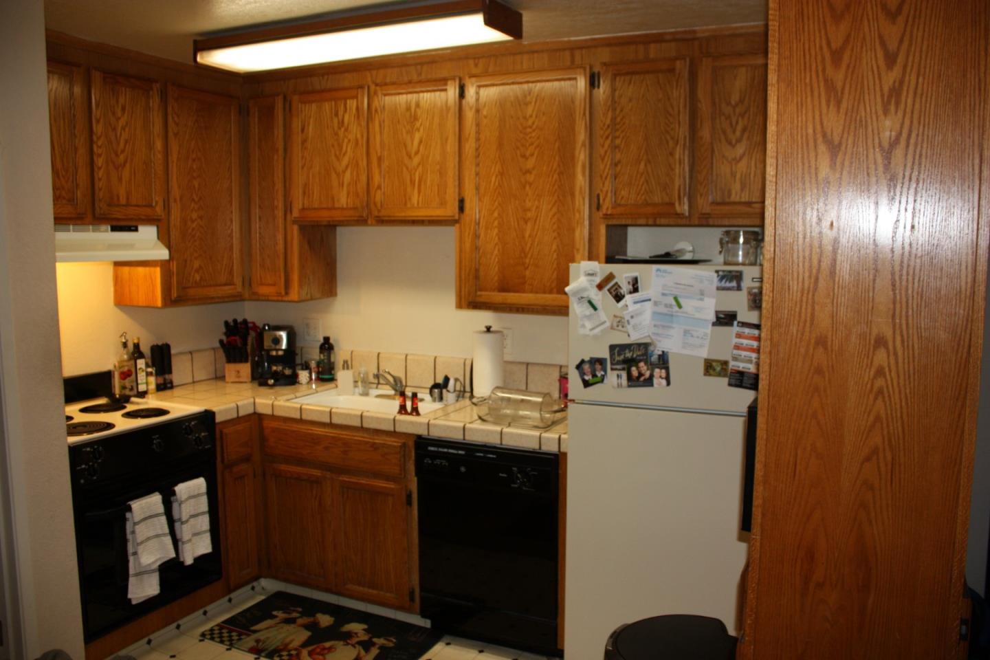 1053 Reed Terrace Sunnyvale, CA 94086 - Photo 5 of 12 Gallery Image 5