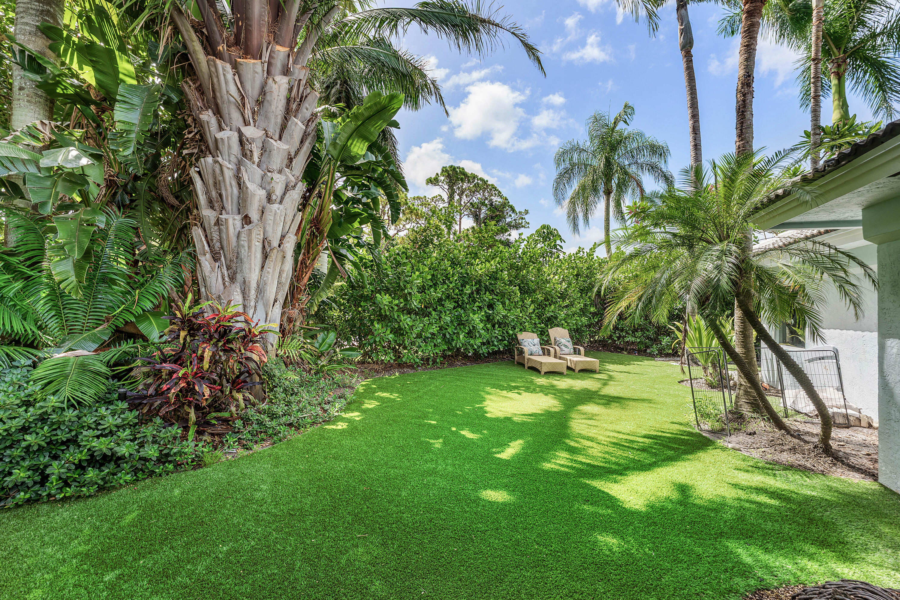 12108 Odyssey Road Boynton Beach, FL 33436 - Photo 33 of 50 Huge Side Yard