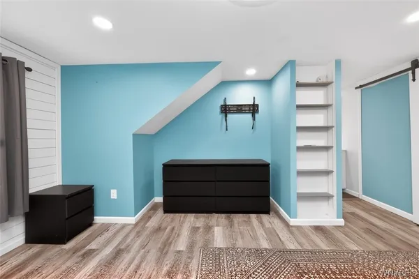 $2,800 | 8726 Point Avenue, Niagara Falls, NY 14304