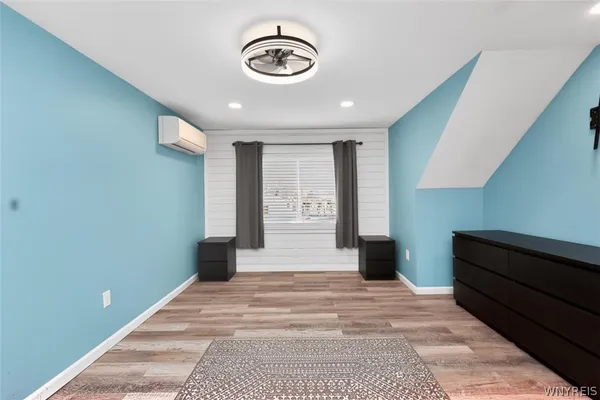 $2,800 | 8726 Point Avenue, Niagara Falls, NY 14304