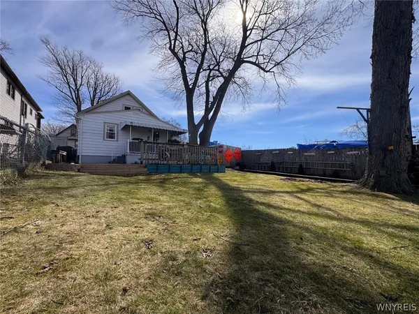 $2,800 | 8726 Point Avenue, Niagara Falls, NY 14304