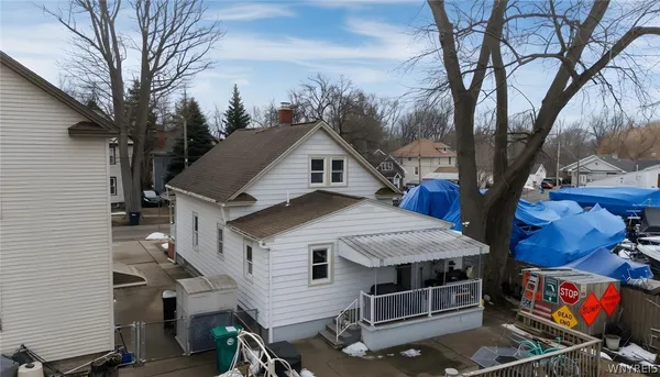 $2,800 | 8726 Point Avenue, Niagara Falls, NY 14304