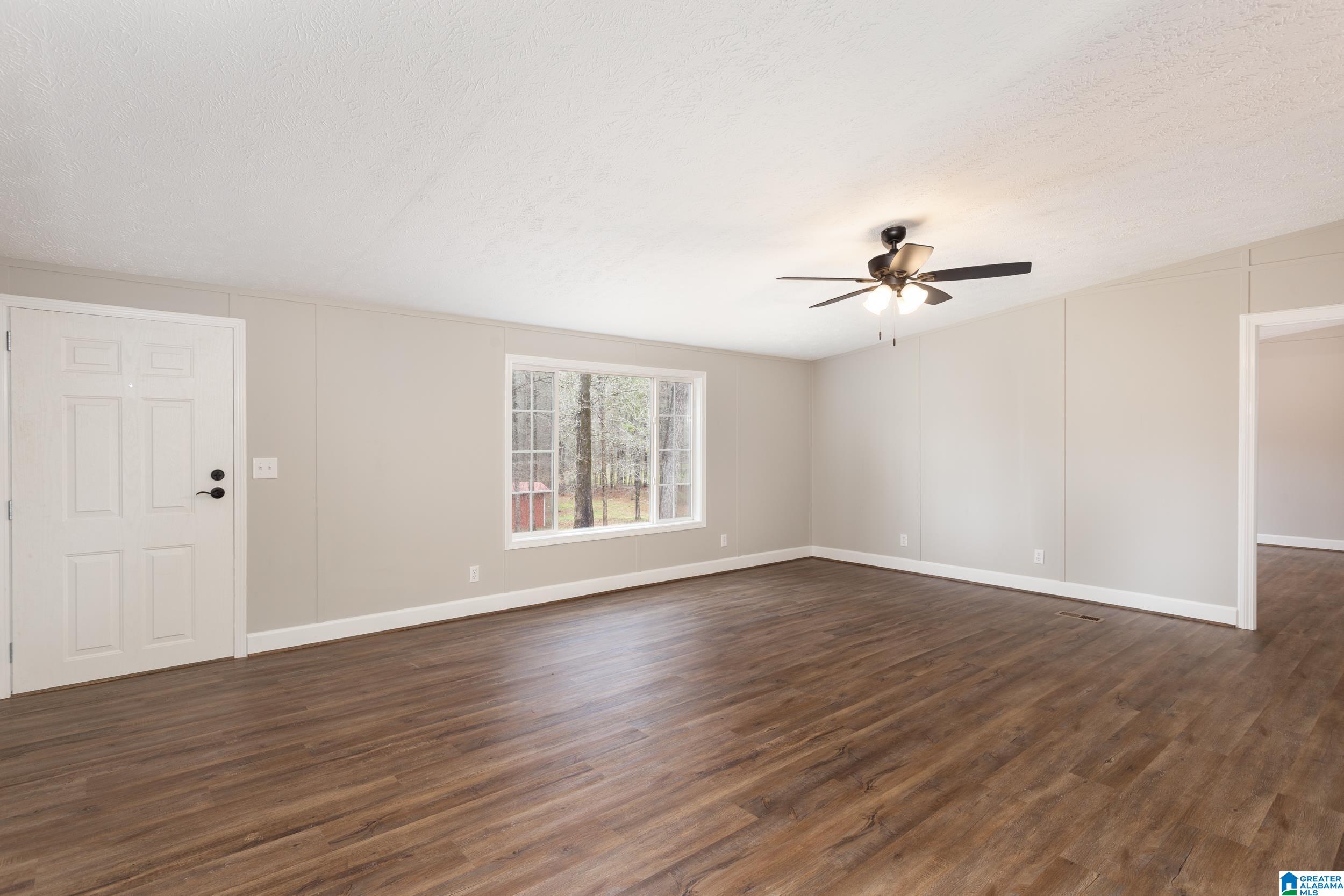 479 Old Creek Road Ohatchee, AL 36271 - Photo 6 of 38