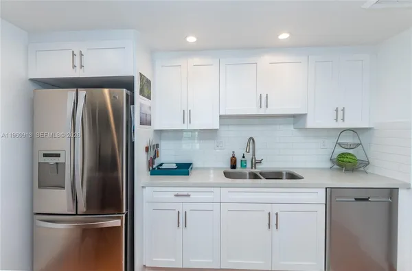 $2,800 | 2451 Brickell Avenue, Unit 10K, Miami, FL 33129