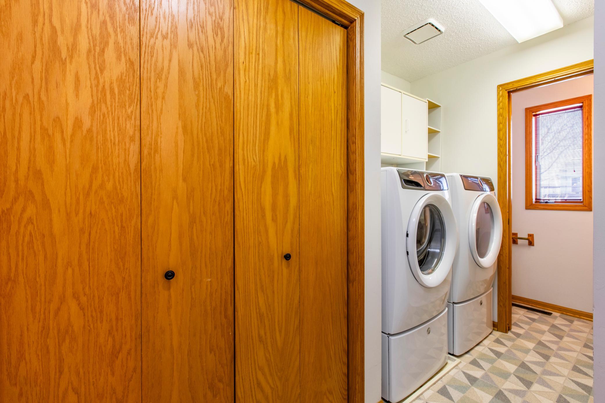 4519 Avon Lane Northwest Rochester, MN 55901 - Photo 11 of 45