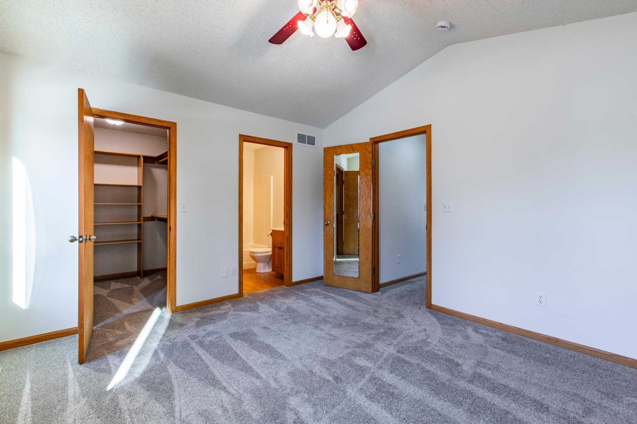 4519 Avon Lane Northwest Rochester, MN 55901 - Photo 18 of 45