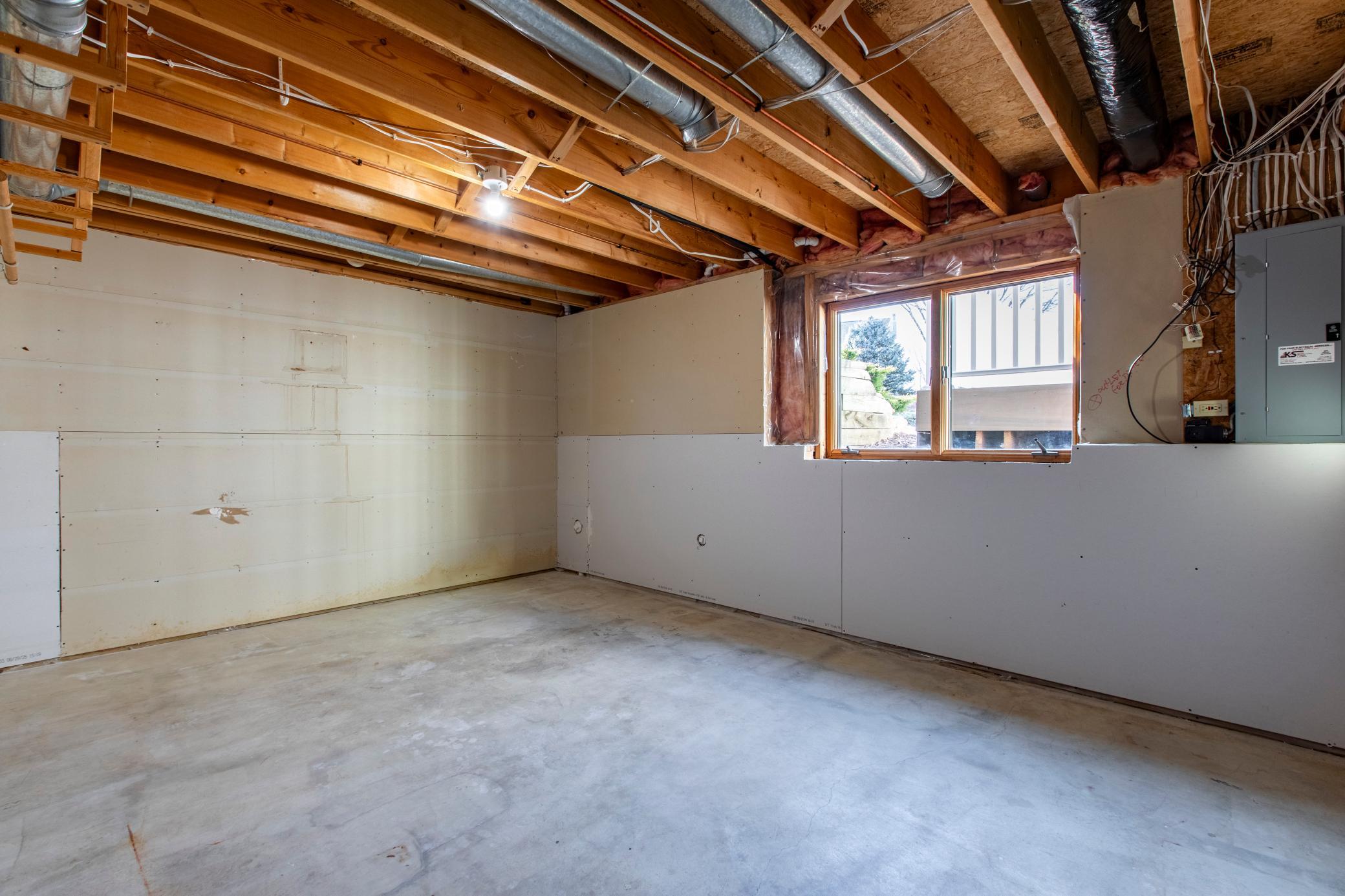 4519 Avon Lane Northwest Rochester, MN 55901 - Photo 34 of 45