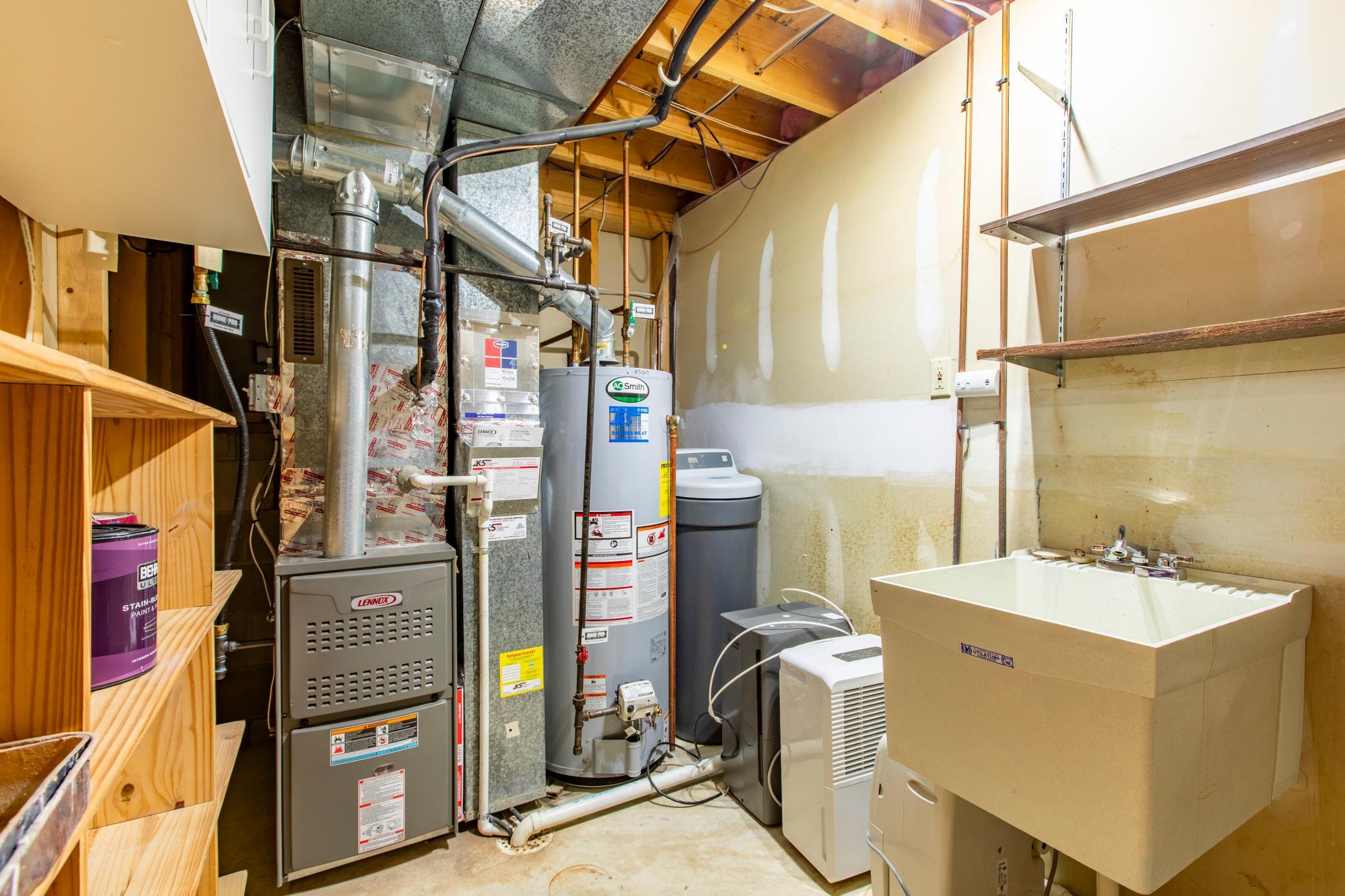 4519 Avon Lane Northwest Rochester, MN 55901 - Photo 36 of 45