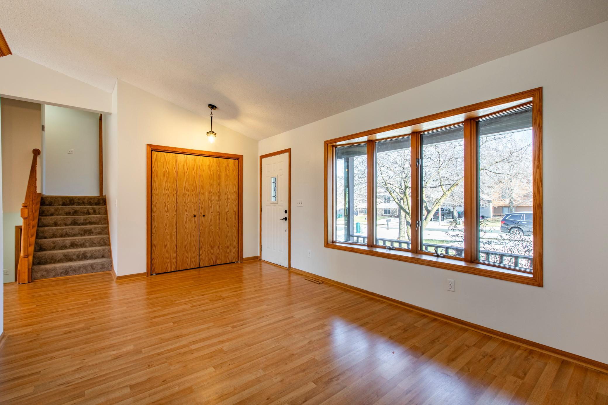 4519 Avon Lane Northwest Rochester, MN 55901 - Photo 4 of 45