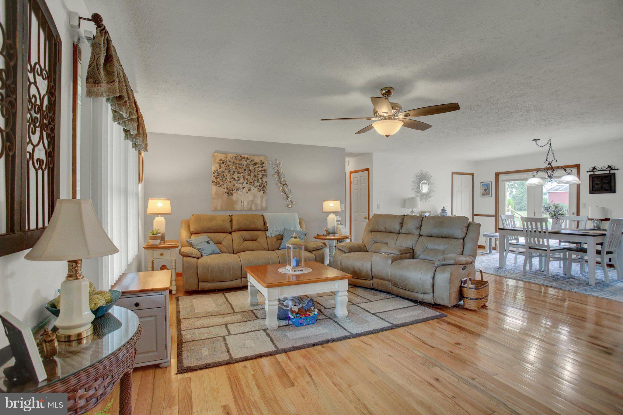 1461 Roxbury Road Shippensburg, PA 17257 - Photo 9 of 45 hardwood oak floors