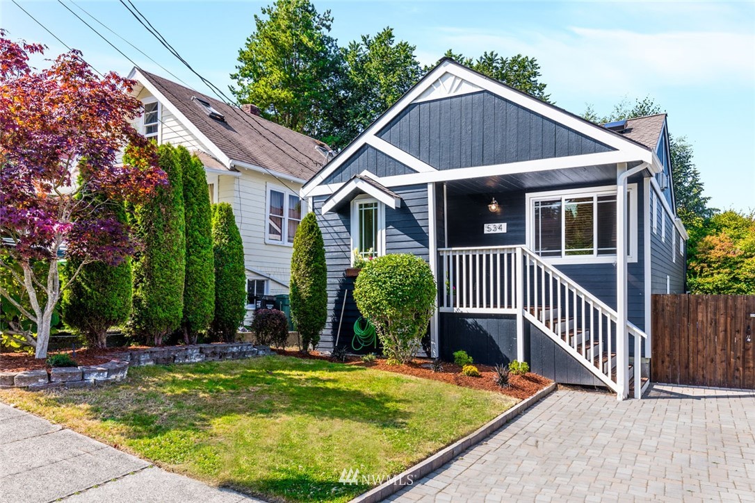 534 North 68th Street Seattle, WA 98103 - Photo 1 of 25 Gallery Image 1