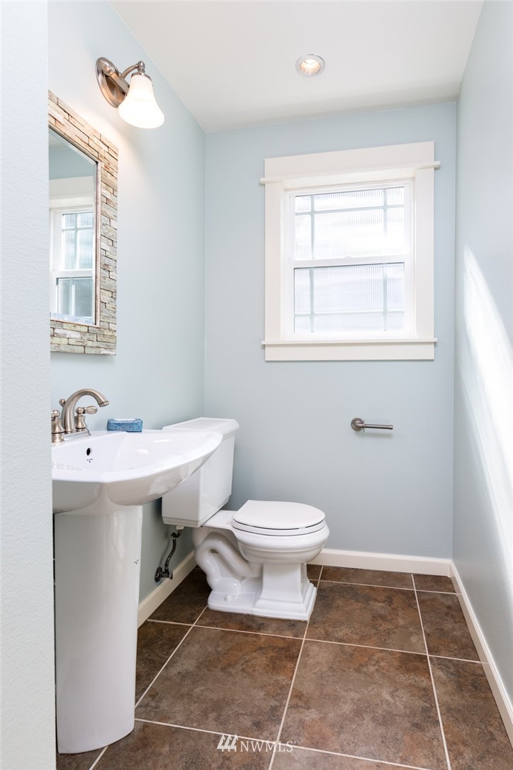534 North 68th Street Seattle, WA 98103 - Photo 17 of 25 Gallery Image 17