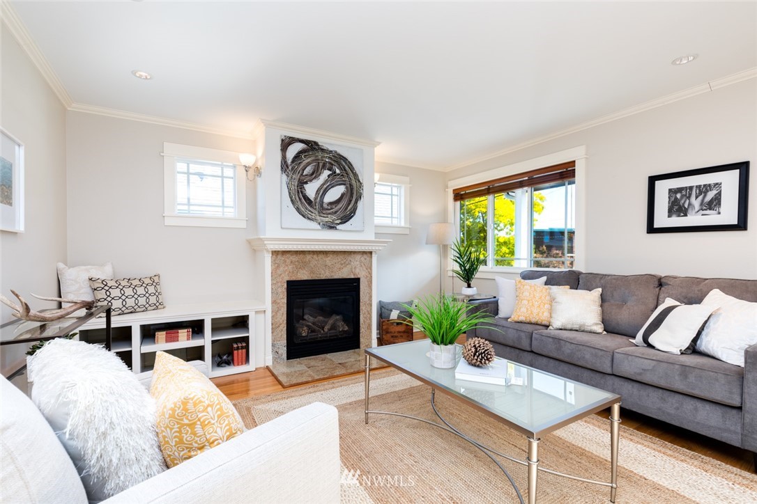 534 North 68th Street Seattle, WA 98103 - Photo 4 of 25 Gallery Image 4