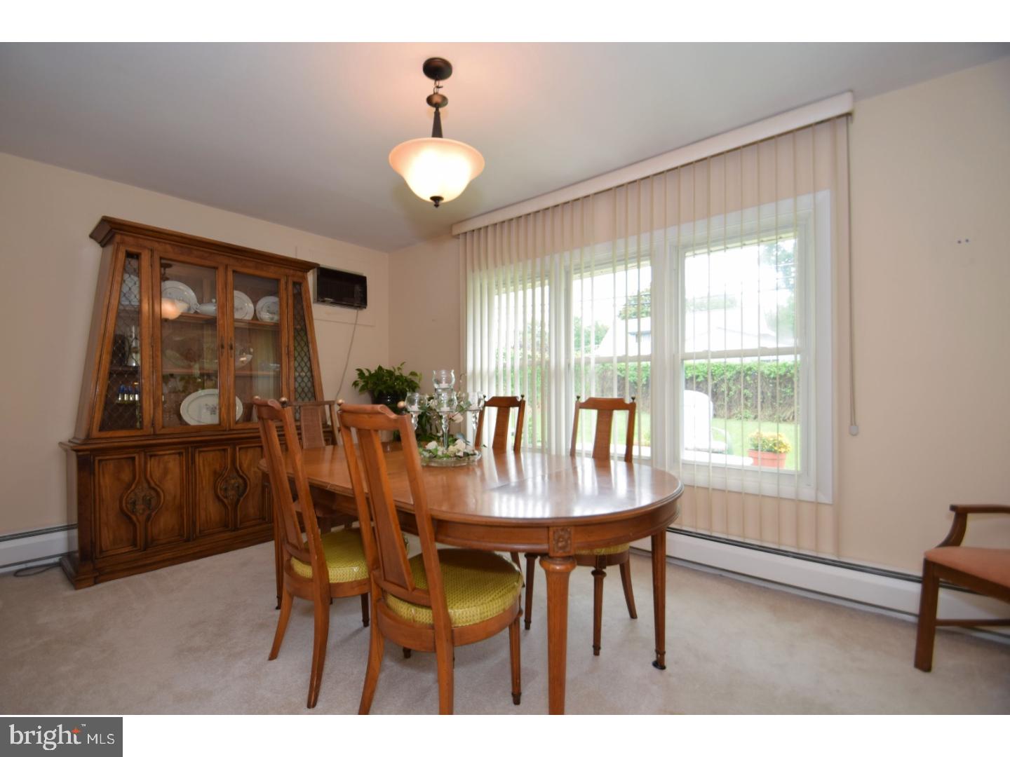 32 Hemlock Road Levittown, PA 19056 - Photo 6 of 25 Dining Room