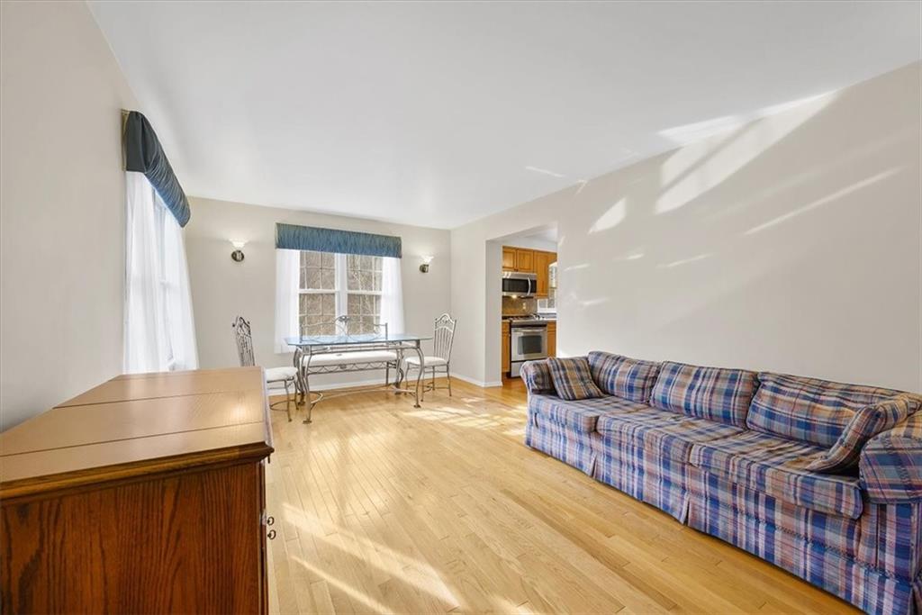713 Fairview Road Pittsburgh, PA 15238 - Photo 8 of 25 Gallery Image 8