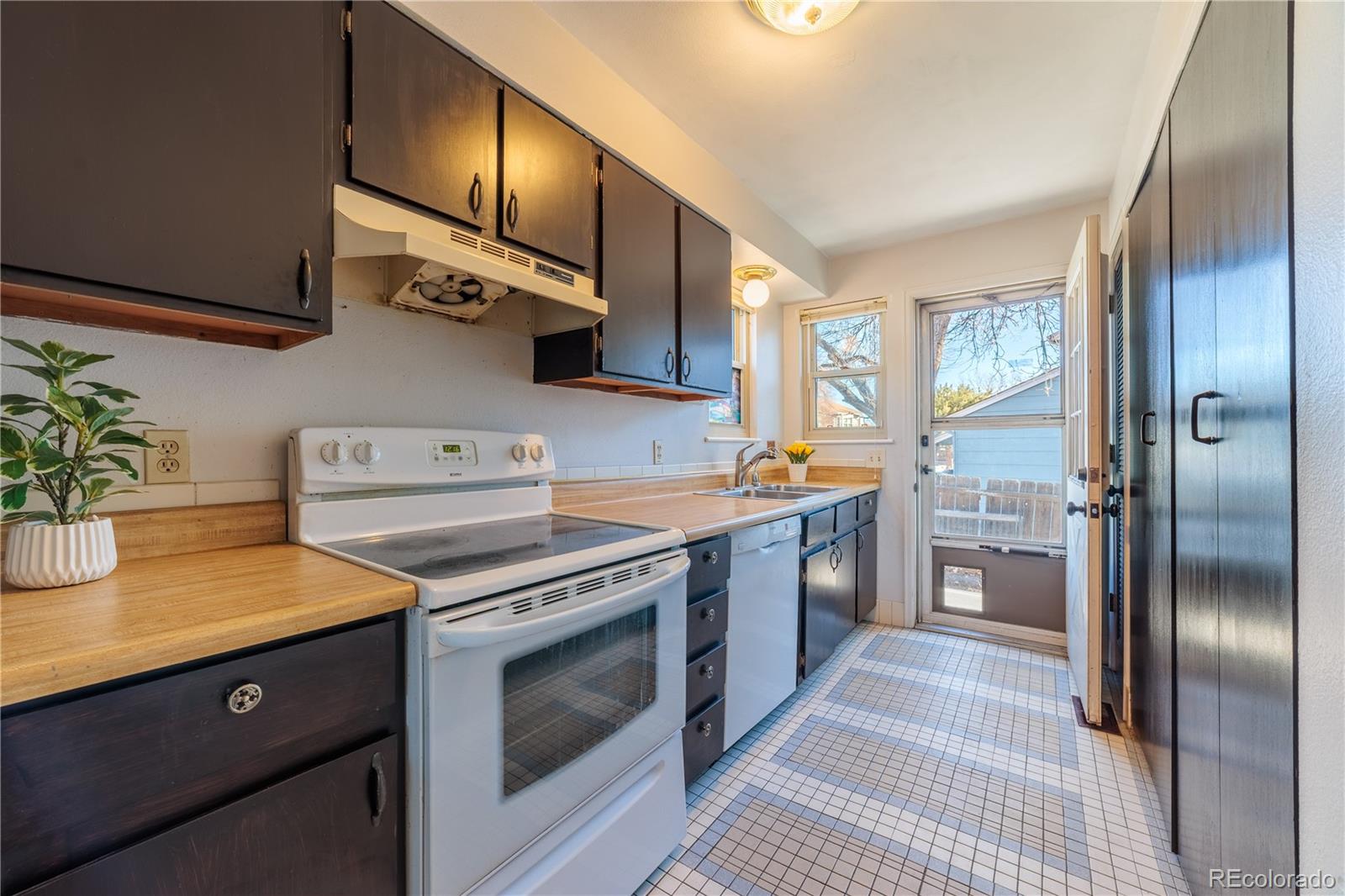 8212 Washington Street, Unit 21 Denver, CO 80229 - Photo 13 of 23