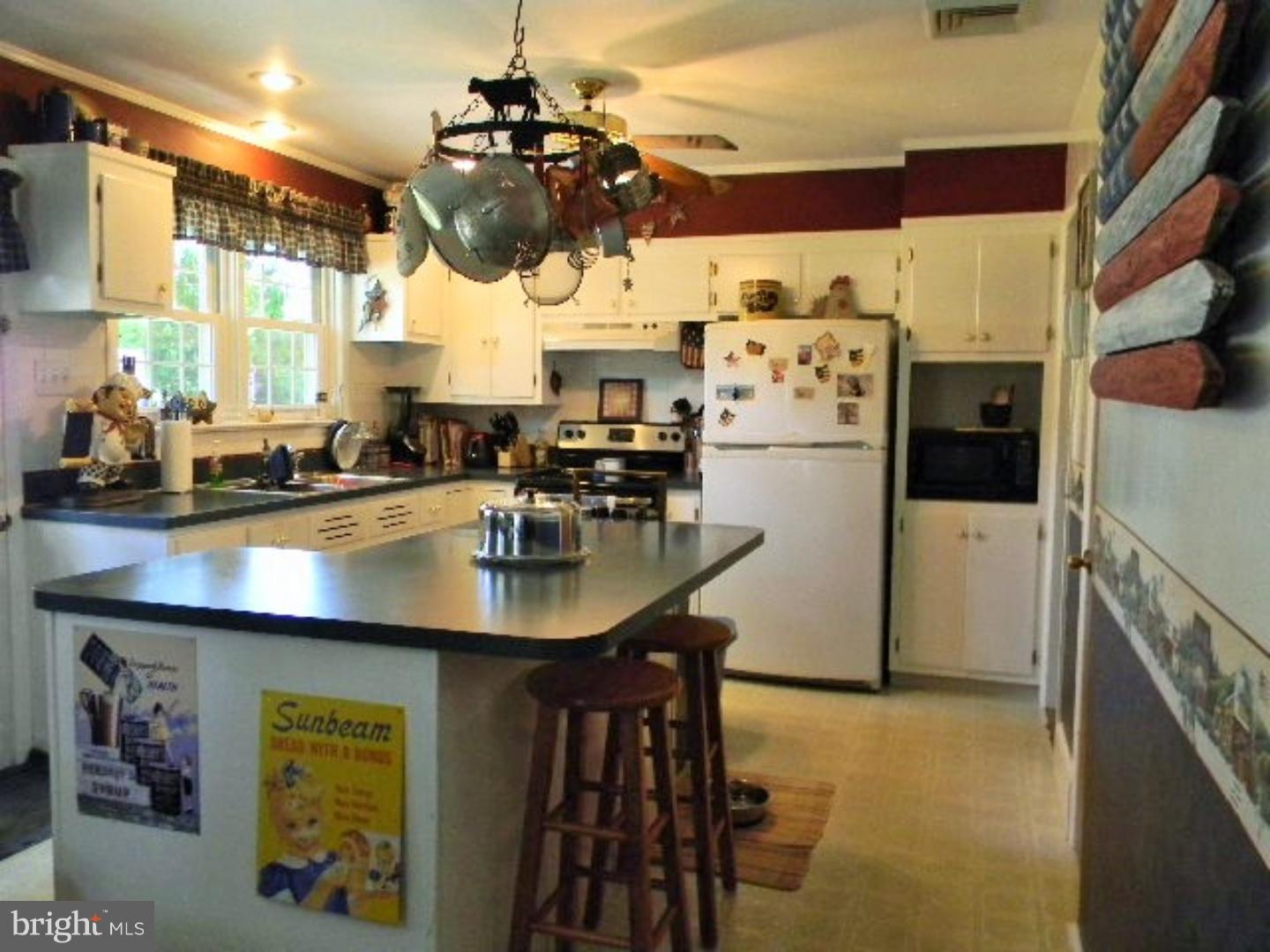 59 North Roland Street Pottstown, PA 19464 - Photo 10 of 25 Kitchen