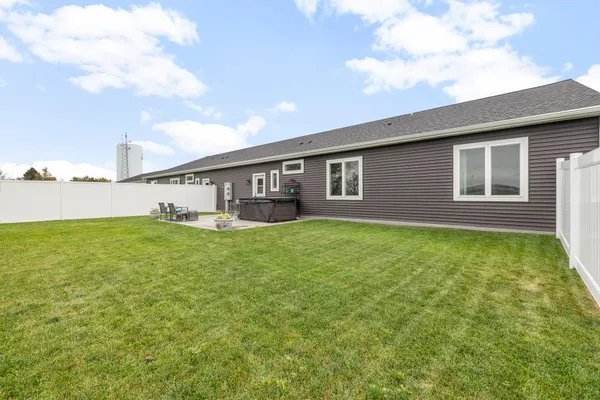 $374,900 | 234 Watertower Circle, Iron Ridge, WI 53035