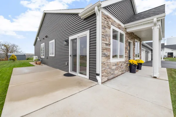 $374,900 | 234 Watertower Circle, Iron Ridge, WI 53035