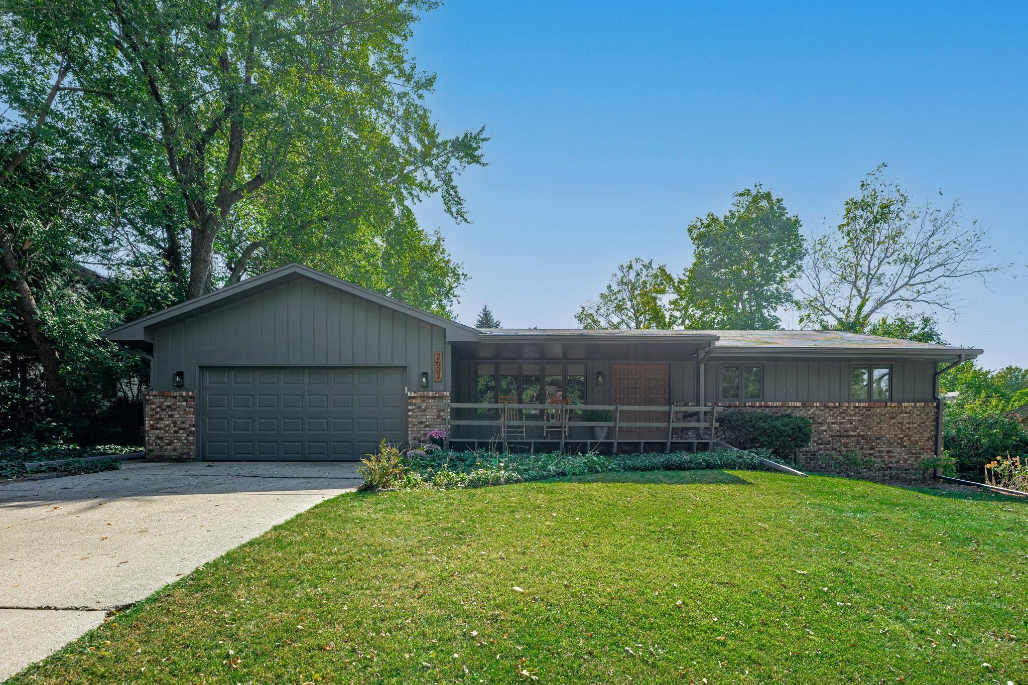 2607 Starkweather Road Rockford, IL 61107 - Photo 1 of 31 Gallery Image 1