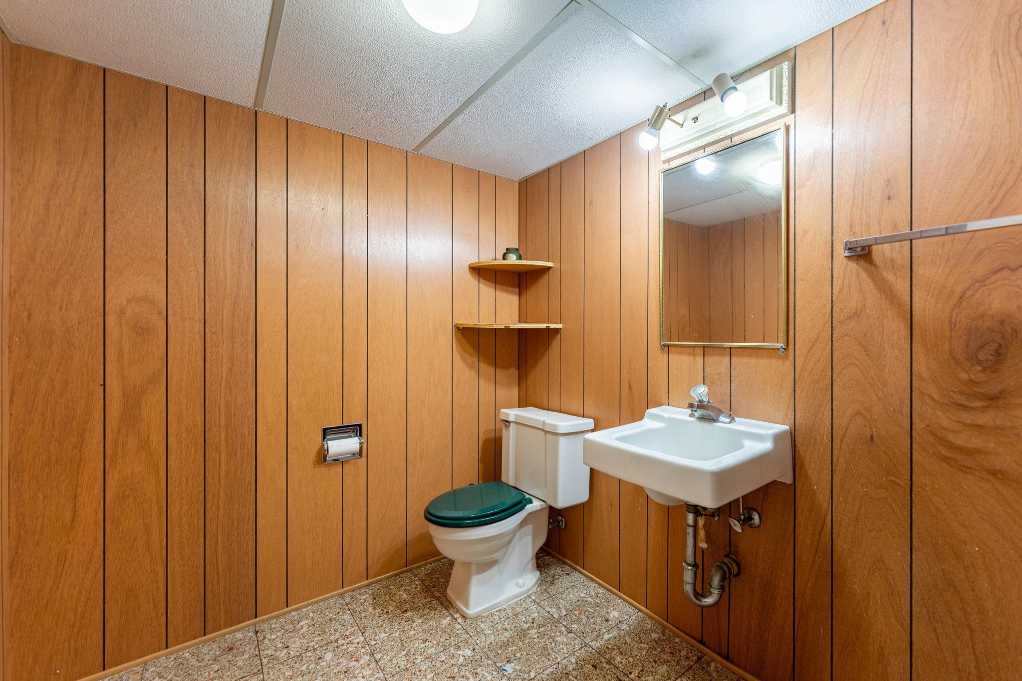 2607 Starkweather Road Rockford, IL 61107 - Photo 25 of 31 Gallery Image 25