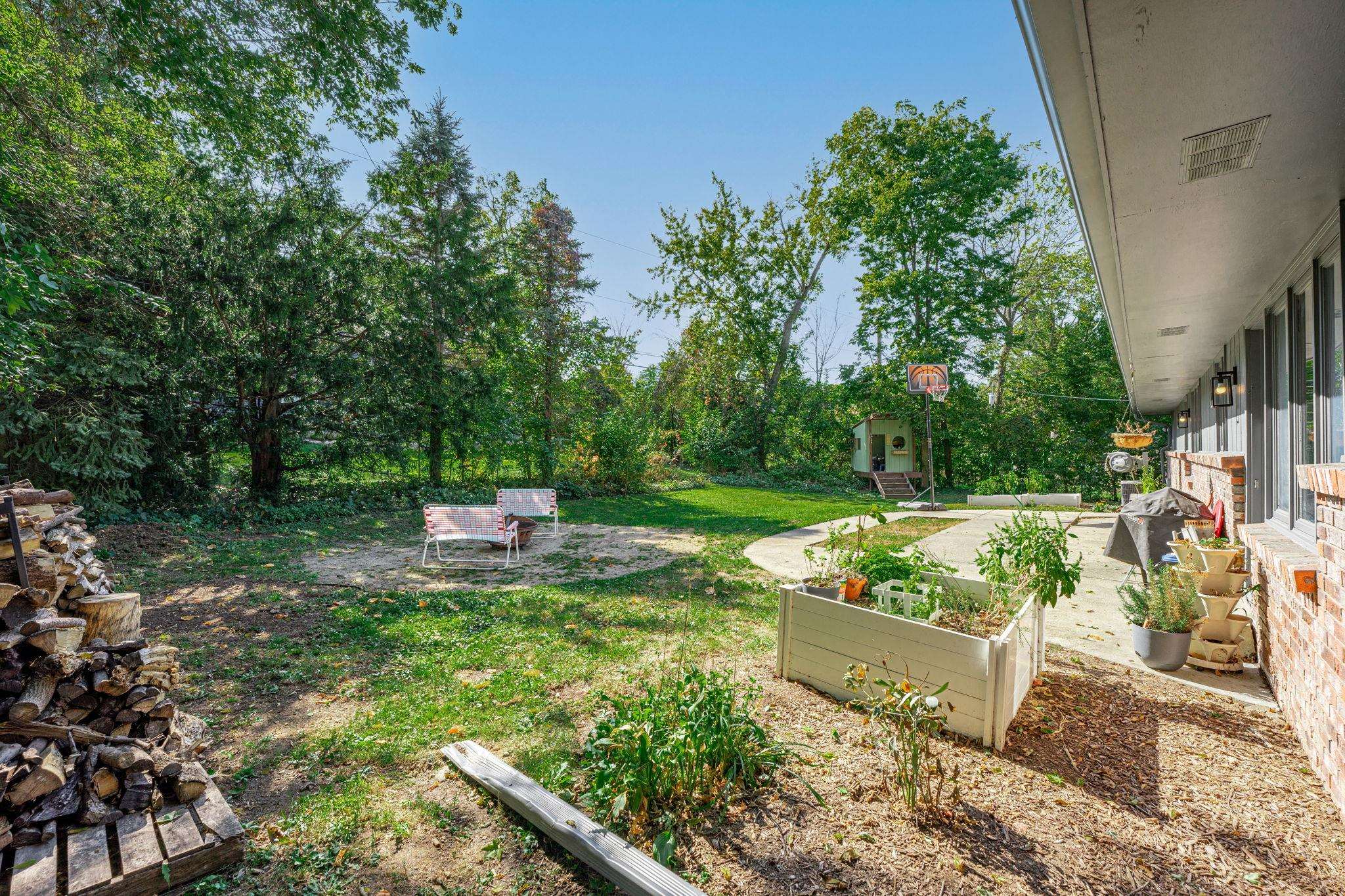 2607 Starkweather Road Rockford, IL 61107 - Photo 27 of 31 Gallery Image 27