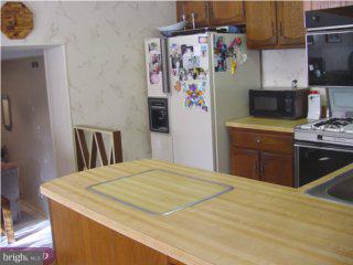 418 Kismet Road Philadelphia, PA 19115 - Photo 5 of 6