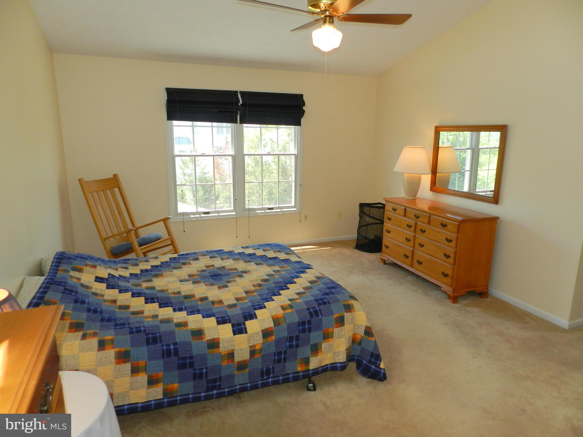 17201 Spates Hill Road Poolesville, MD 20837 - Photo 22 of 30 Bedroom