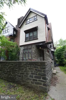 $1,000 | 5139 Pulaski Avenue, Unit 2F, Philadelphia, PA 19144