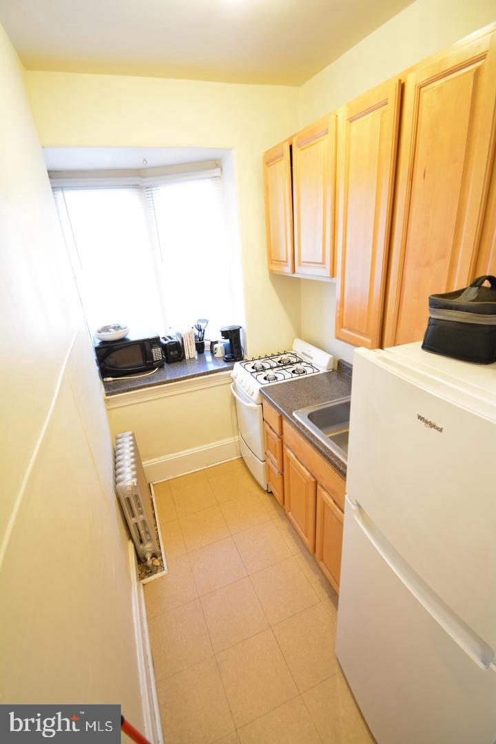 5139 Pulaski Avenue, Unit 2F Philadelphia, PA 19144 - Photo 4 of 14