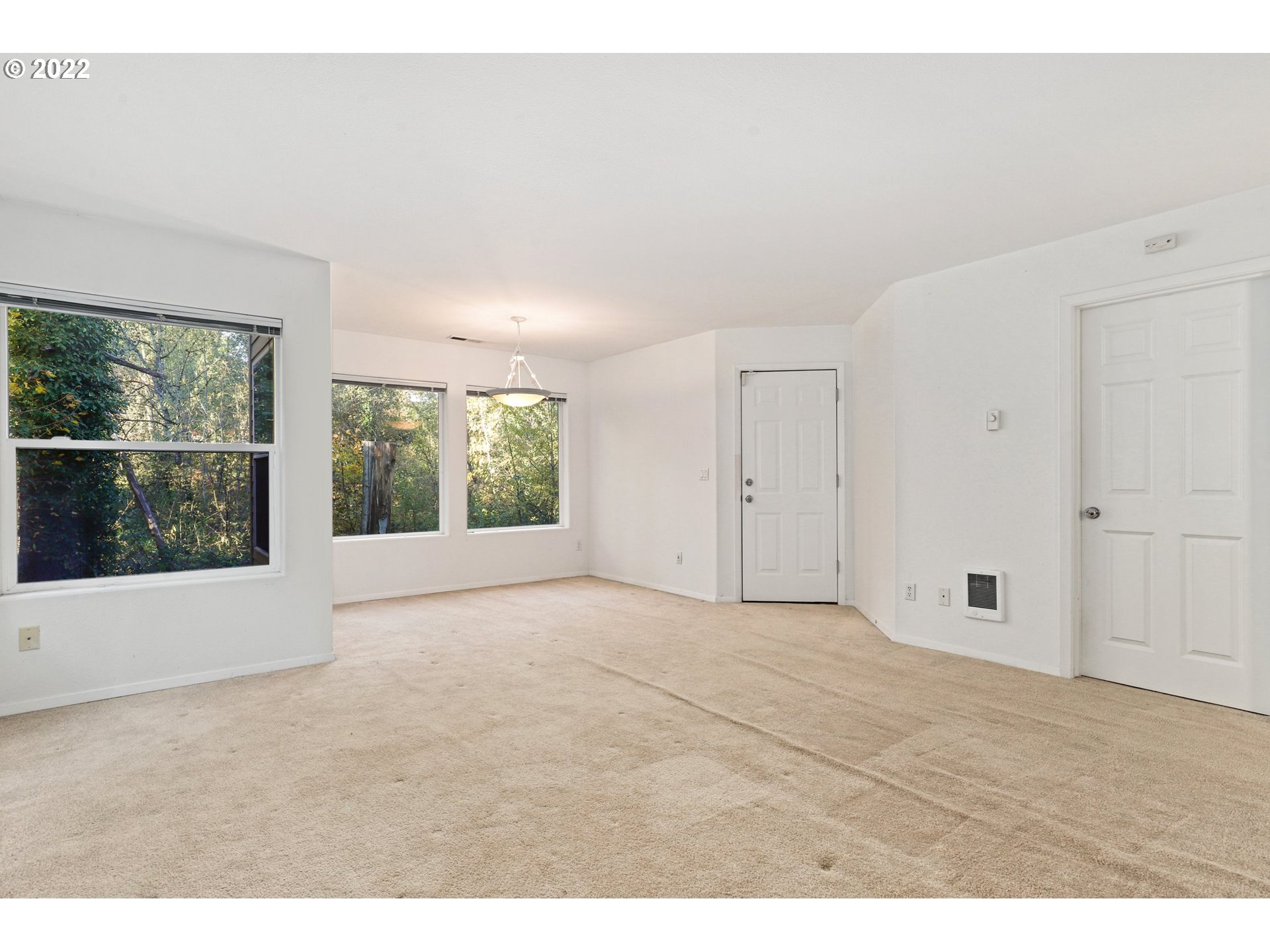 8587 Northeast Rockspring Street Beaverton, OR 97006 - Photo 22 of 30 Gallery Image 22