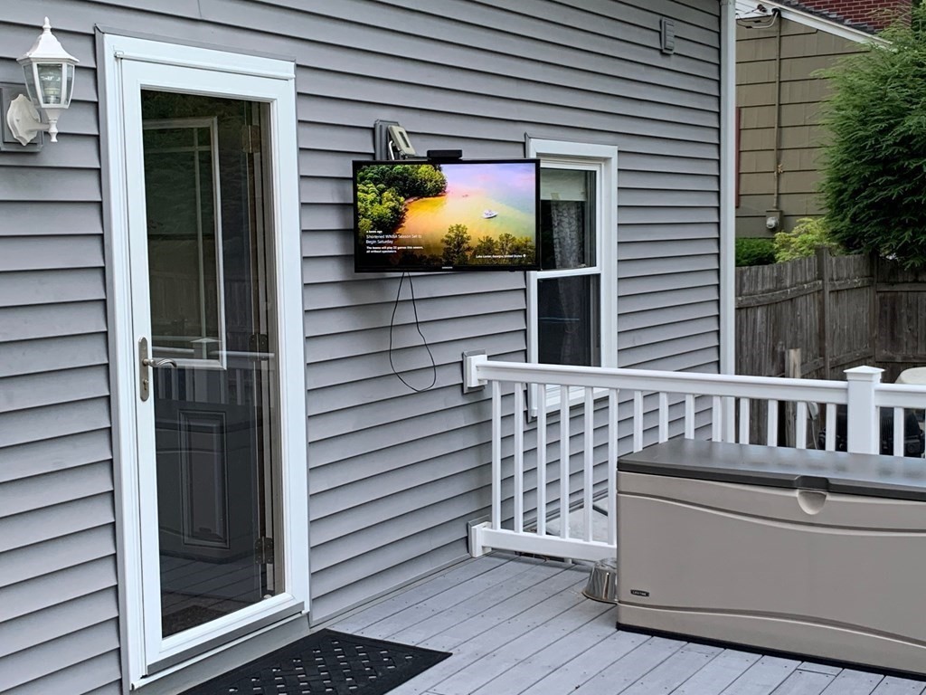 135 Edgewater Road Agawam, MA 01001 - Photo 32 of 42 Gallery Image 32