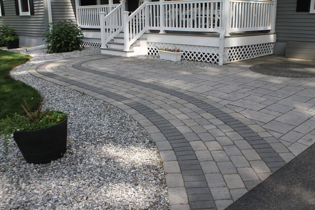 135 Edgewater Road Agawam, MA 01001 - Photo 34 of 42 Gallery Image 34