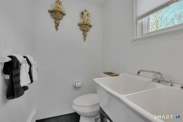 $389,900 | 117 Homecrest Drive, Berlin, CT 06037