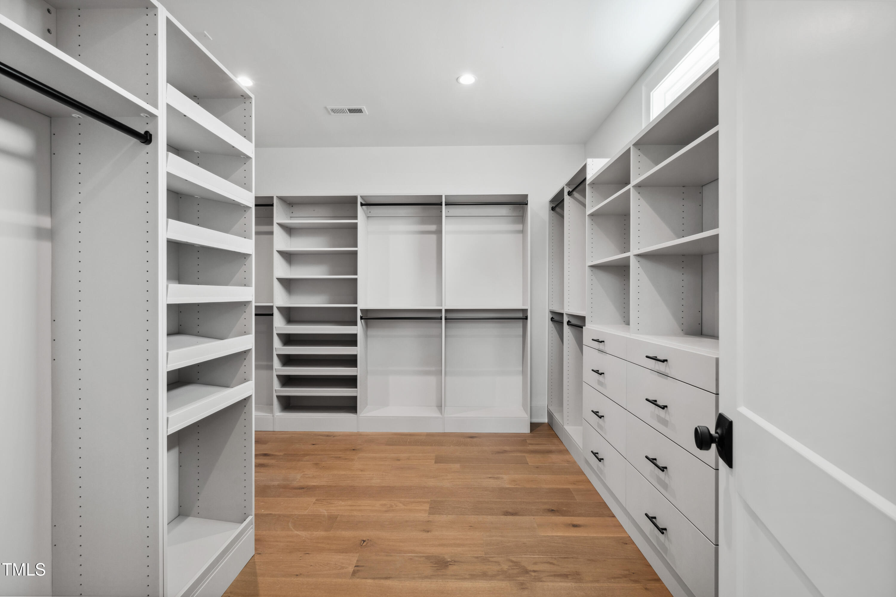 217 Dublin Road Raleigh, NC 27609 - Photo 39 of 88 DSC02628