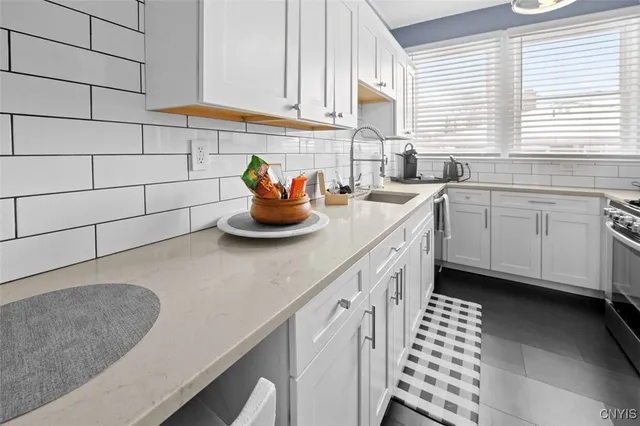 $1,295,000 | 109 Brookford Road, Unit 11, Syracuse, NY 13224