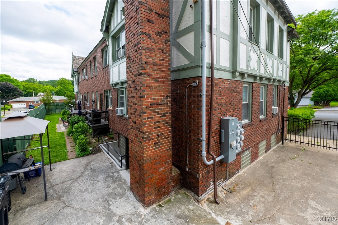 109 Brookford Road, Unit 11 Syracuse, NY 13224 - Photo 25 of 28