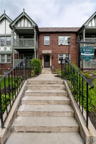 $1,295,000 | 109 Brookford Road, Unit 11, Syracuse, NY 13224