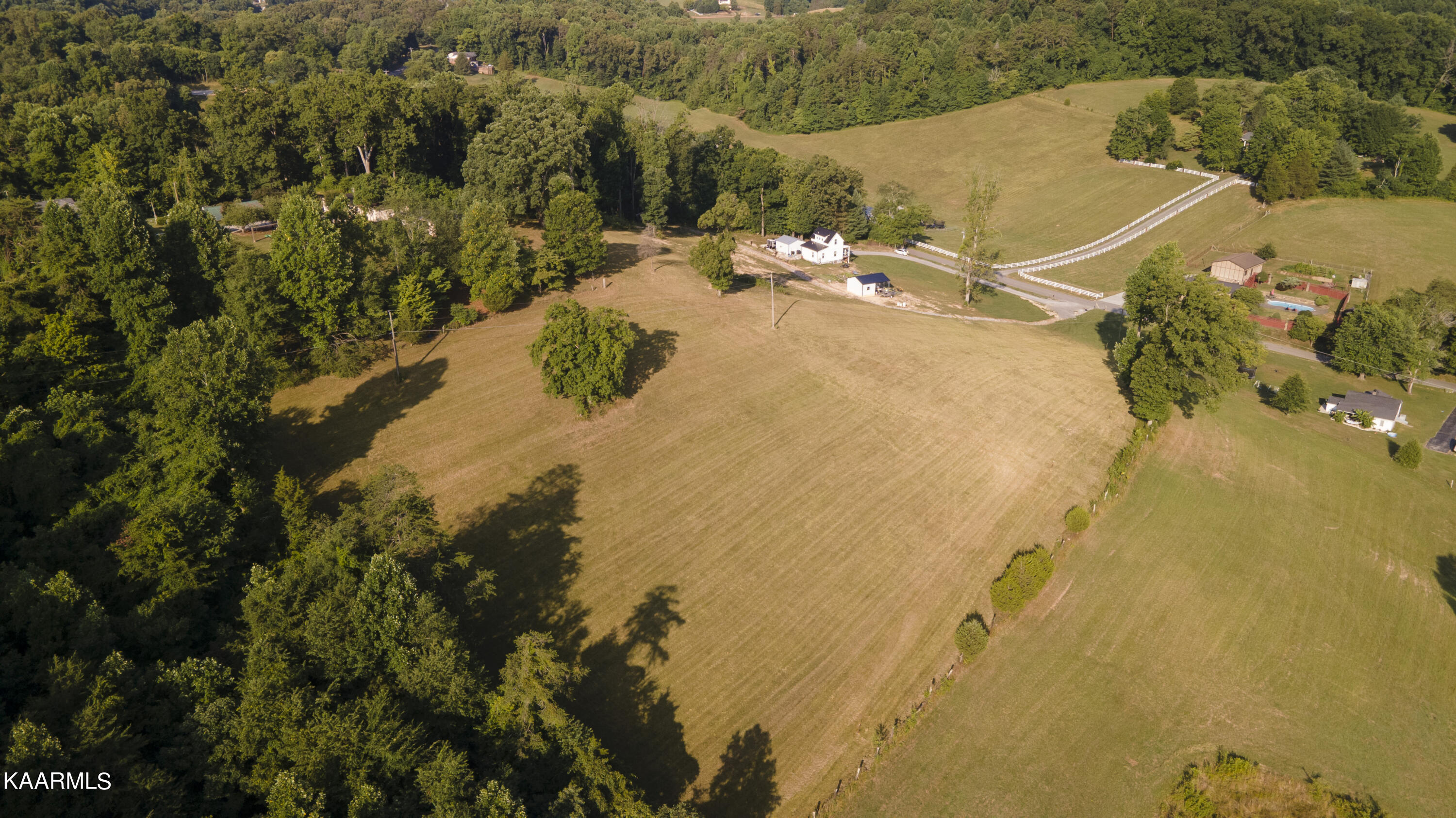 726 Offutt Road Clinton, TN 37716 - Photo 8 of 10 718OffuttRd8