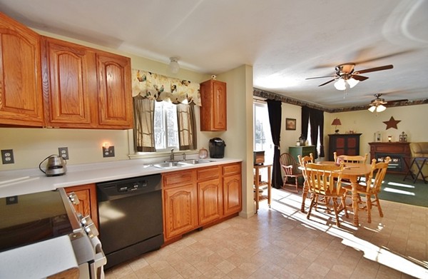 2 H Foote Road Charlton, MA 01507 - Photo 2 of 22