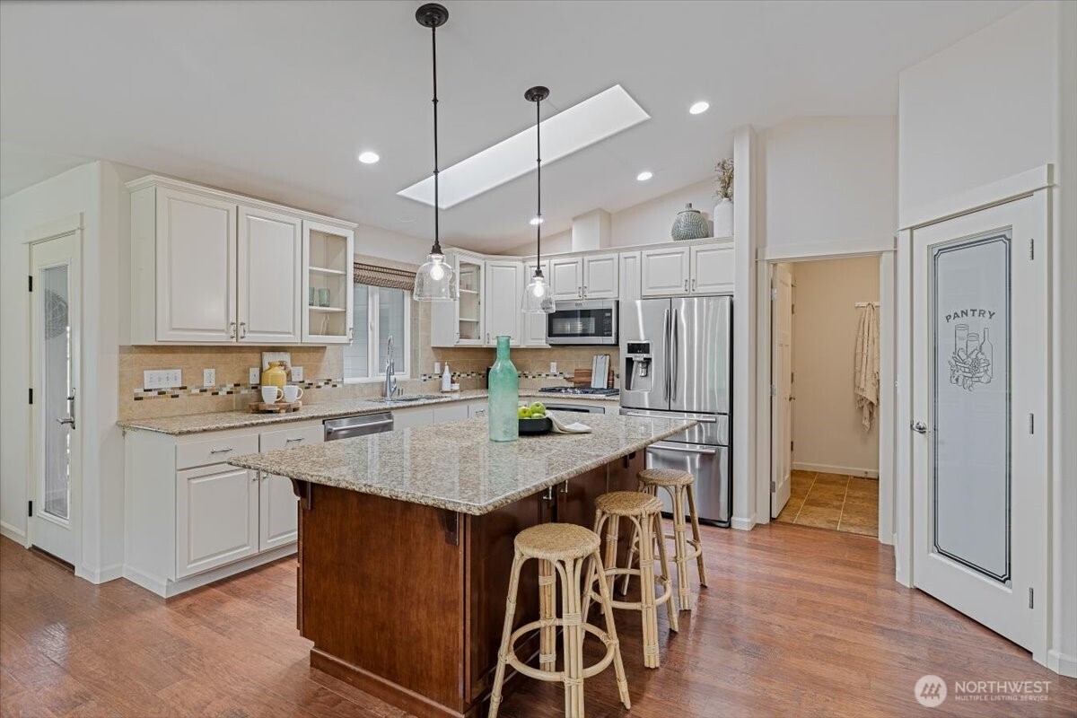 15624 42nd Drive Southeast Bothell, WA 98012 - Photo 14 of 40