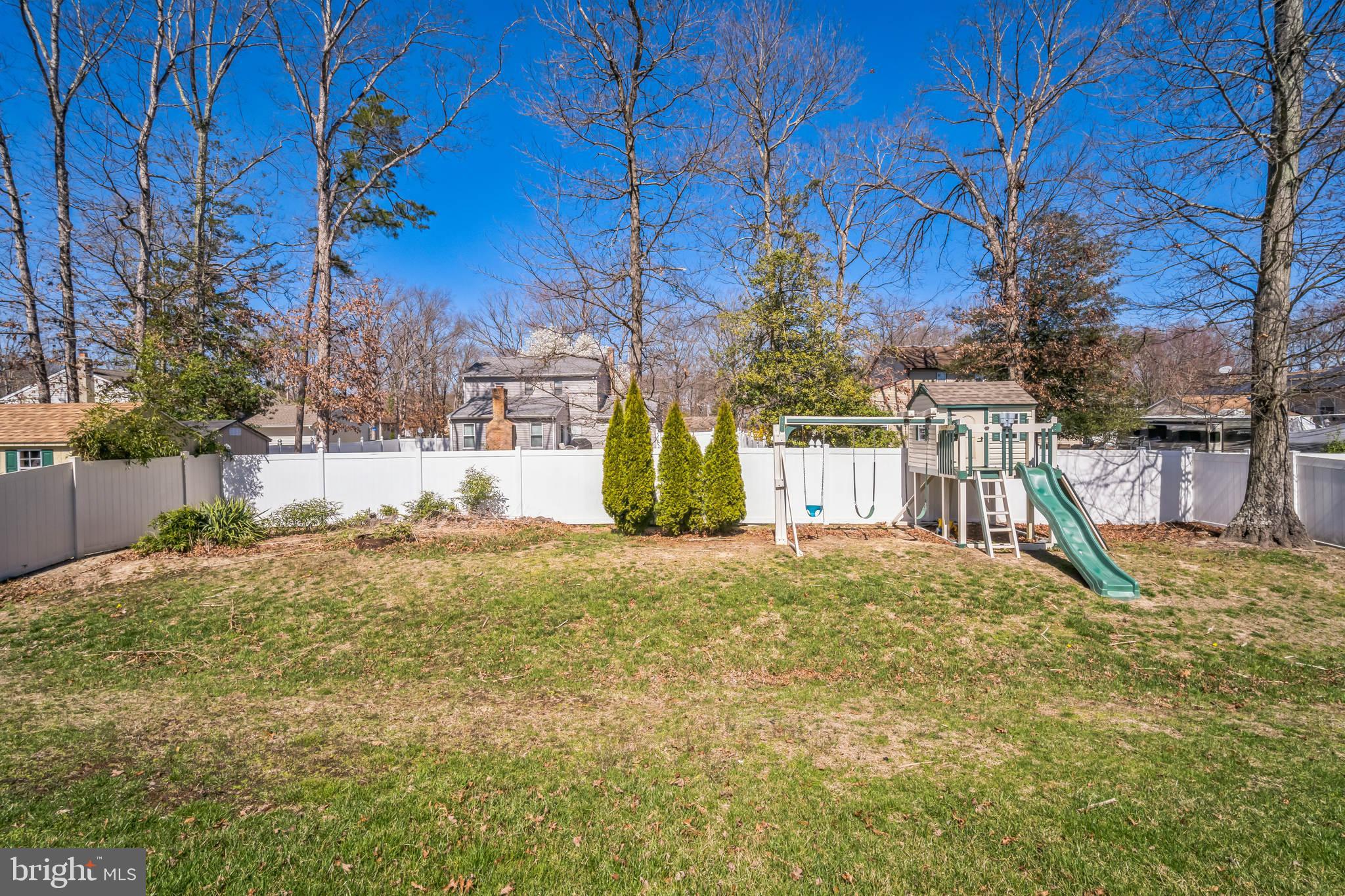 248 Staggerbush Road Williamstown, NJ 08094 - Photo 20 of 22 Fenced in yard