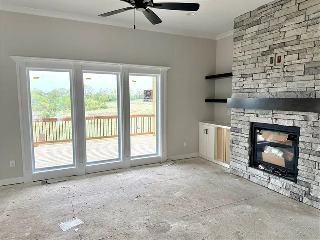 $629,900 | 9810 North Laurel Avenue, Kansas City, MO 64157