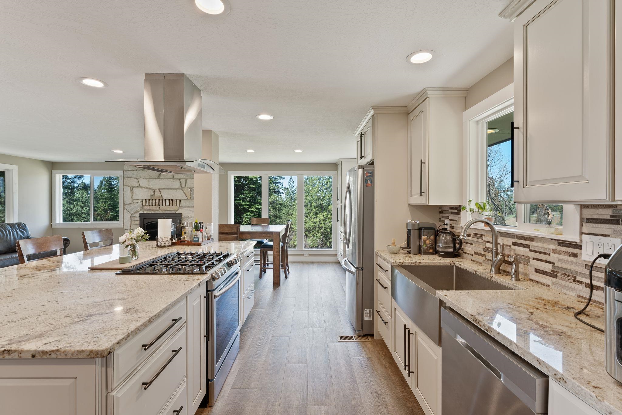 6221 North Highview Lane Spokane, WA 99217 - Photo 8 of 37