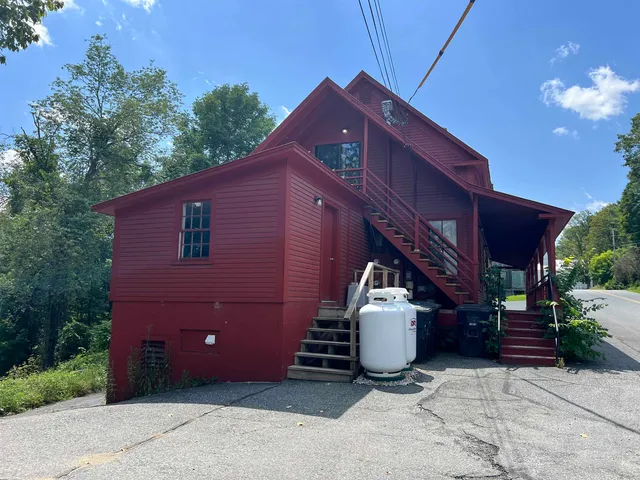 $475,000 | 7868 Pomfret Road, Pomfret, VT 05053