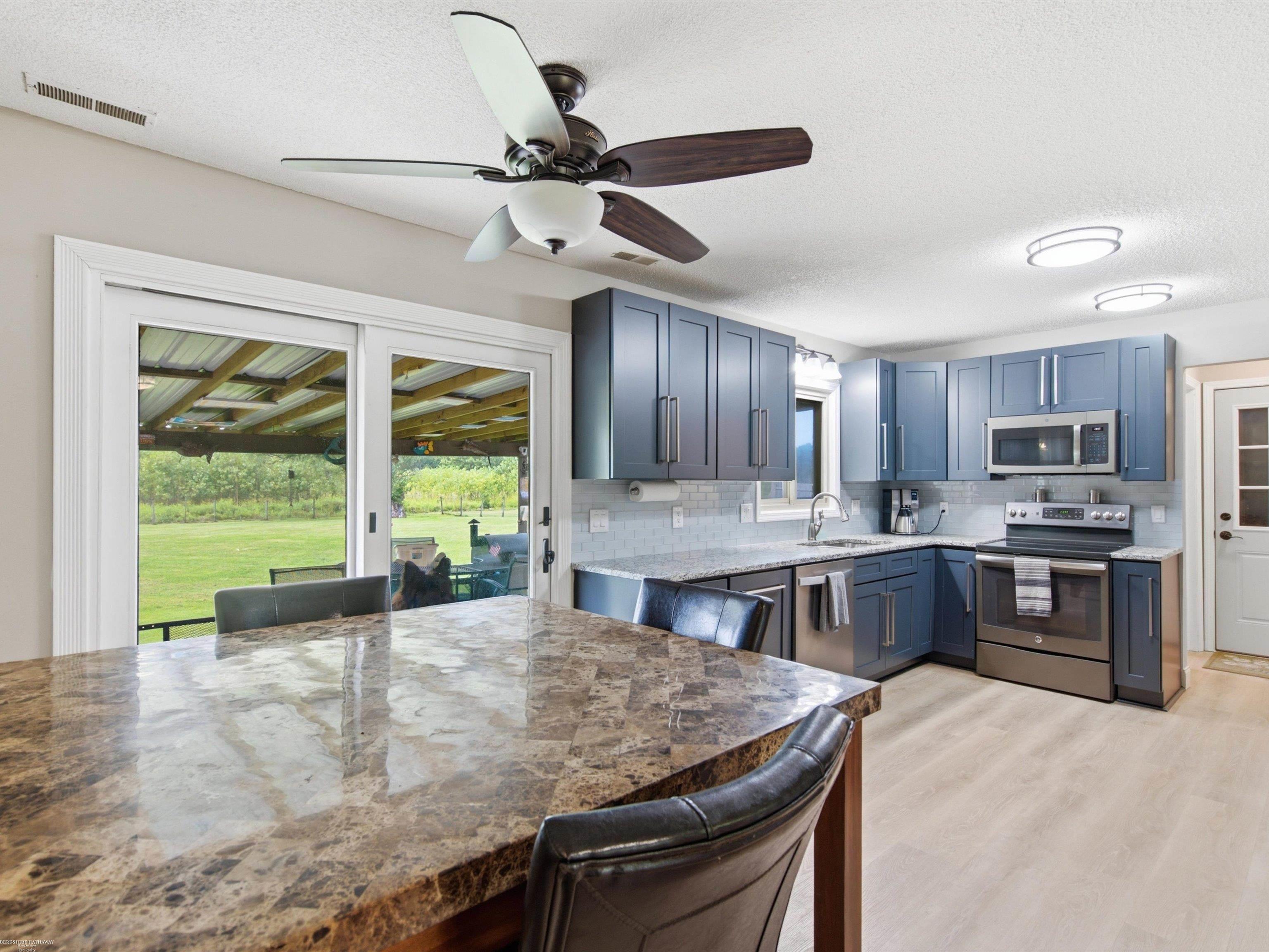 61111 Ray Center Road Ray, MI 48096 - Photo 22 of 45 Gallery Image 22